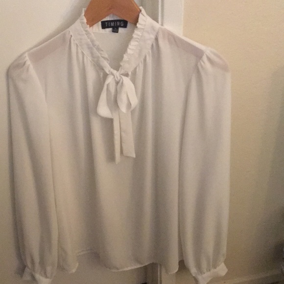 Timing Tops - VINTAGE STYLE Tie Neck Blouse Timing Tops - VINTAGE STYLE Tie Neck Blouse